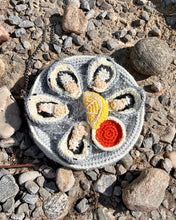 Load image into Gallery viewer, Oyster Bag Crochet Pattern