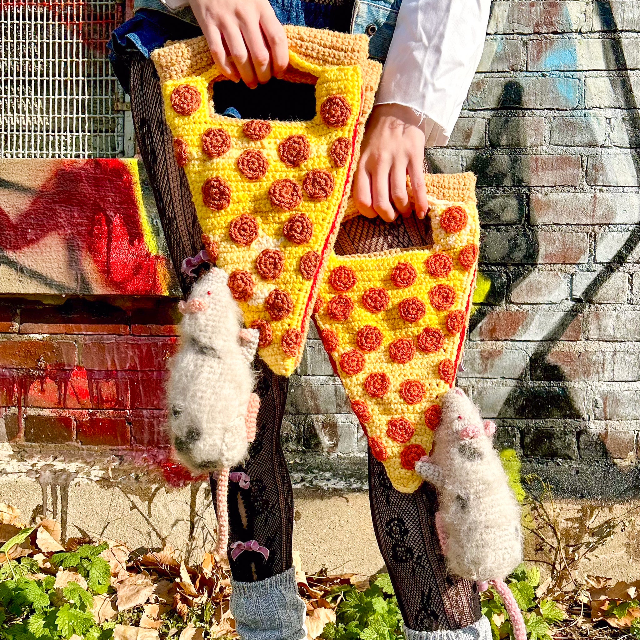 Pizza Rat Bag Crochet Pattern